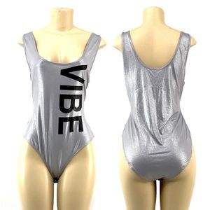 CHARLOTTE RUSSE | VIBE | Snap Bodysuit-Swim